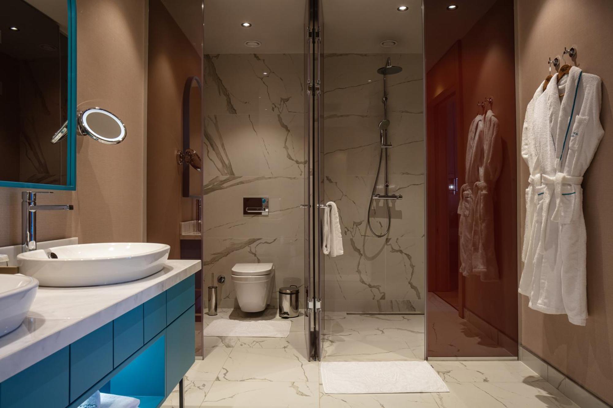 Karavansaray Turkistan Harbour Hotel -Flying Theatre Access Стая снимка A bathroom